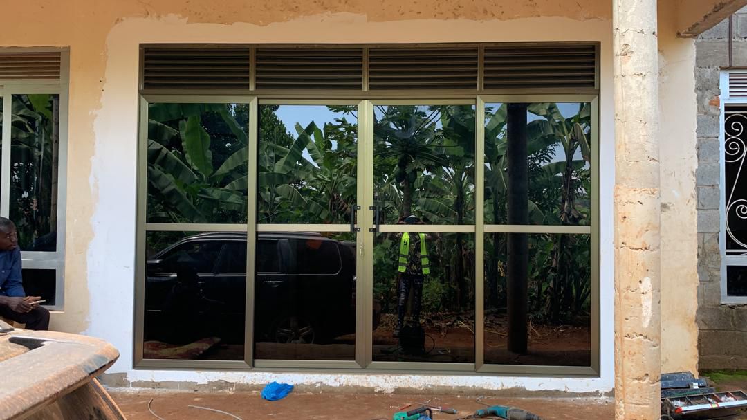 Full-Height Glass Sliding Doors — photo 3
